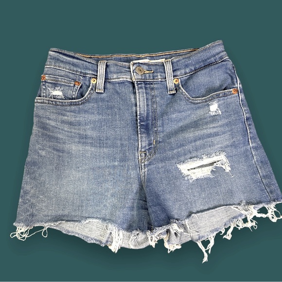 EUC LEVIS Distressed High Rise Cutoff Shorts in Medium-Light Blue. 27🩳 - Picture 2 of 12